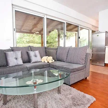 Appartement Tera Near Bacvice And Centre