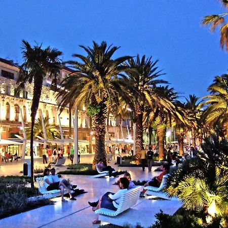 Apartment Tera Near Bacvice And Centre Split